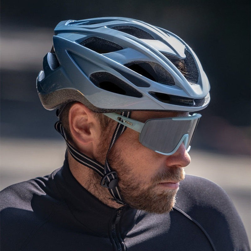Grote fietshelm voor heren en  - Cycling Gear For Large Men recensie en prijs